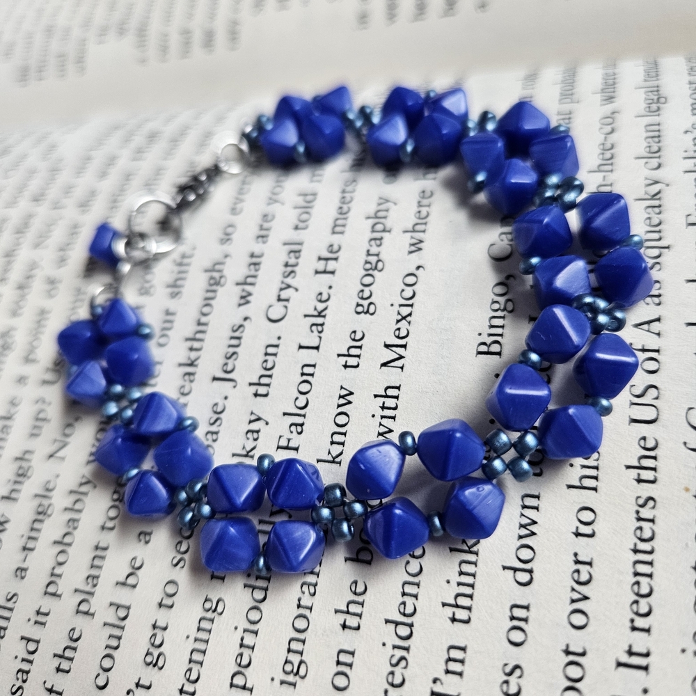 Royal Blue Faceted Bead Bracelet for Women